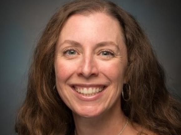 Headshot of Melissa Roti.