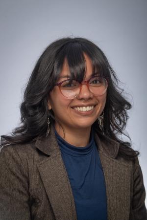 Headshot of Anissa Nieves.