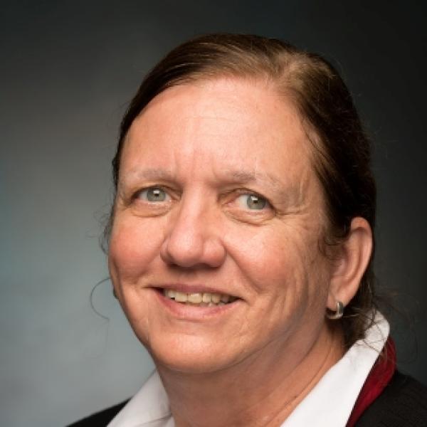 Headshot of Rebecca Morris.